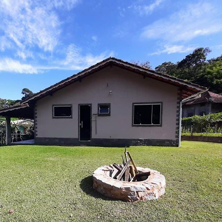 Casa Rosa Lumiar, Cachoeira Particular E Fazendinha Buitenkant foto