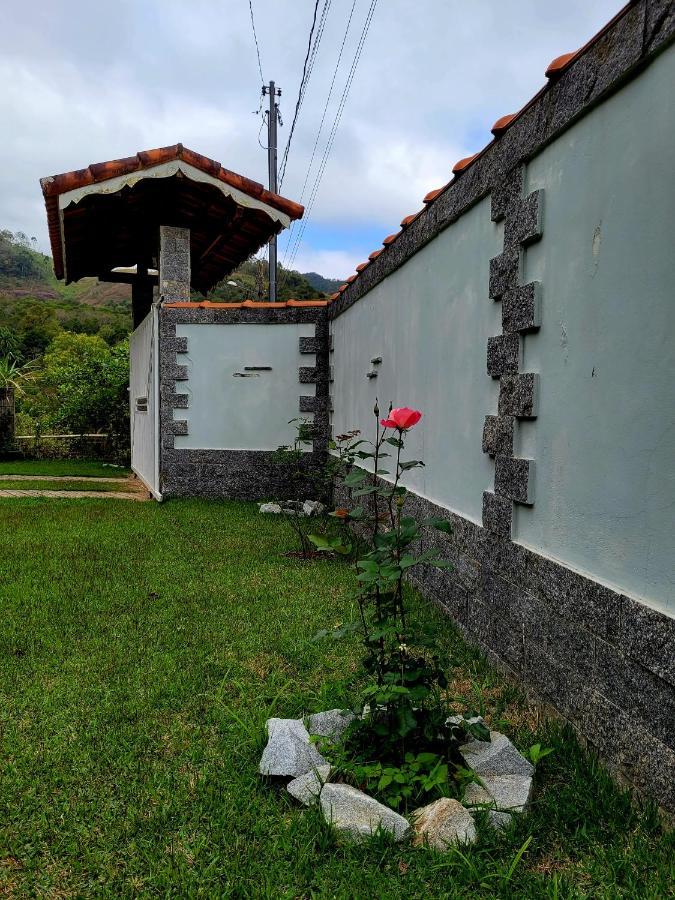 Casa Rosa Lumiar, Cachoeira Particular E Fazendinha Buitenkant foto